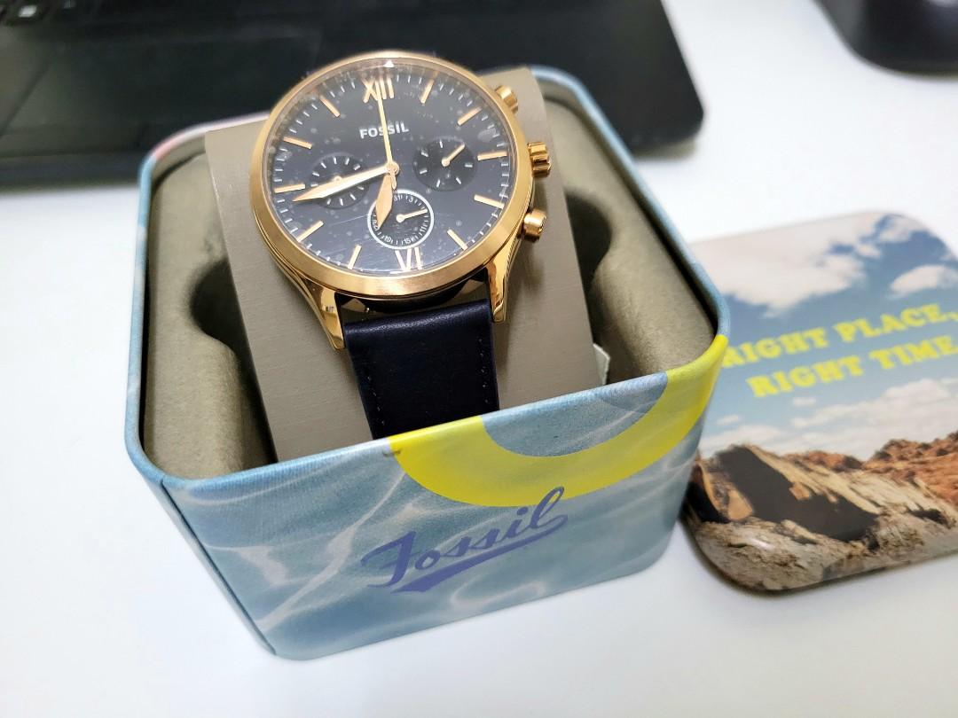 Fenmore midsize multifunction navy leather 2025 watch