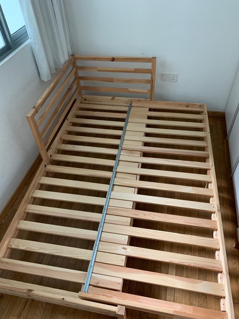 FREE Ikea convertible bed frame, Furniture & Home Living, Furniture