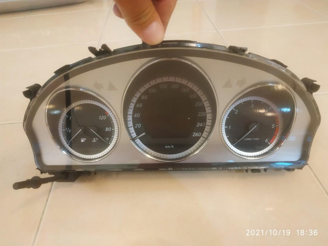 Genuine Mercedes Benz C220 CDI W204 c class cluster meter speedometer, Auto  Accessories on Carousell