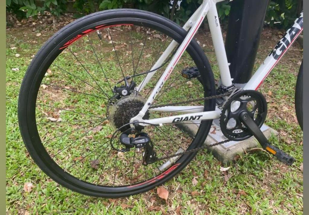 giant disc brake road bike