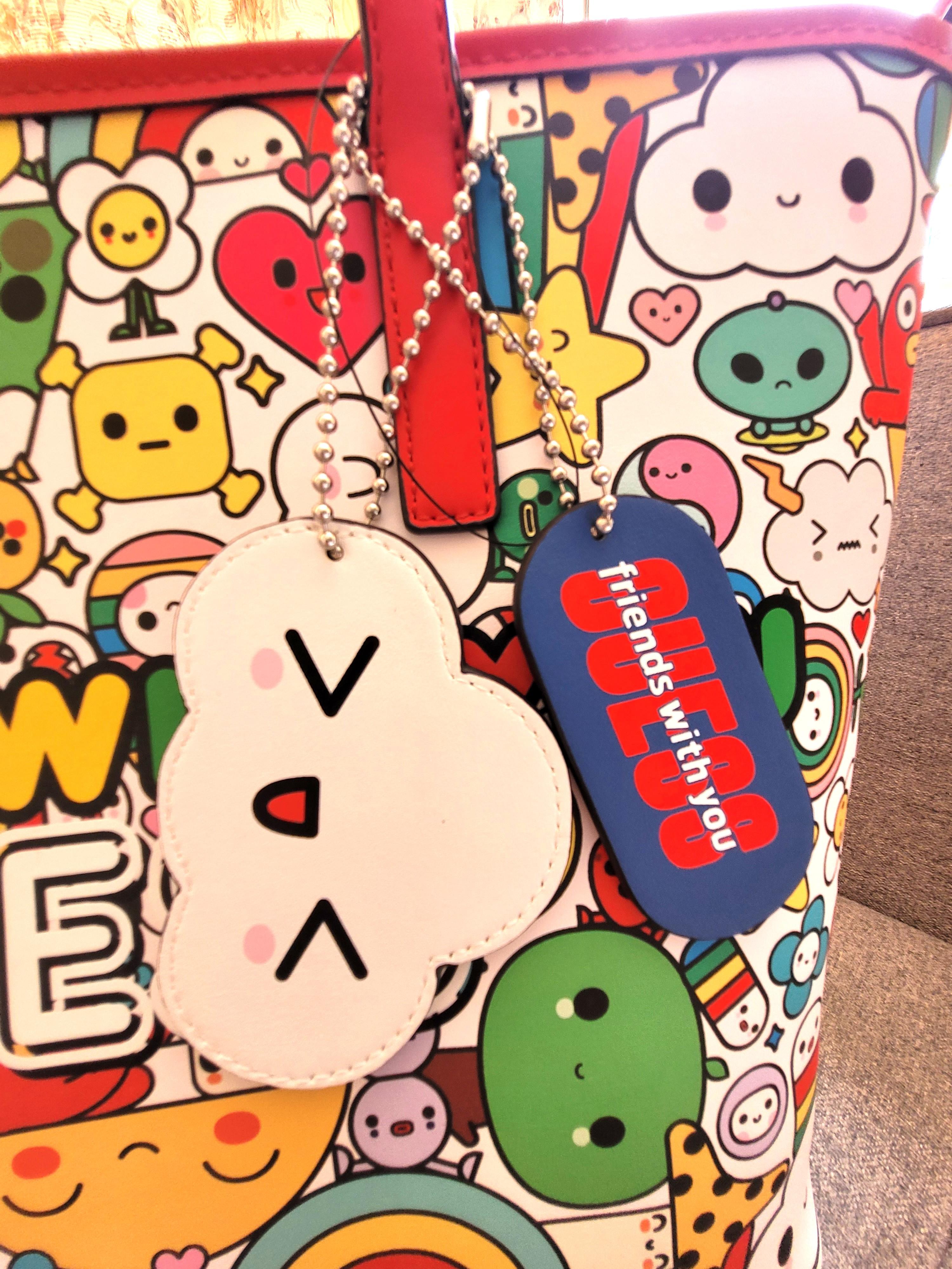 GUESS x FriendsWithYou Character Tote Bag, Women's Fashion, Bags & Wallets, Tote Bags on Carousell