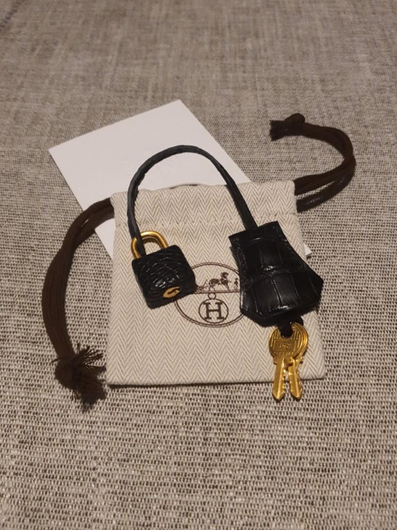 Hermes gold lock and key outlet