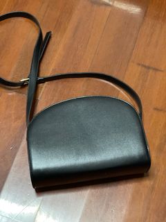 （分類：）位於 。 由 bilibalassss 提交（商品編號 1120544909，圖片 1）。簡介： 。