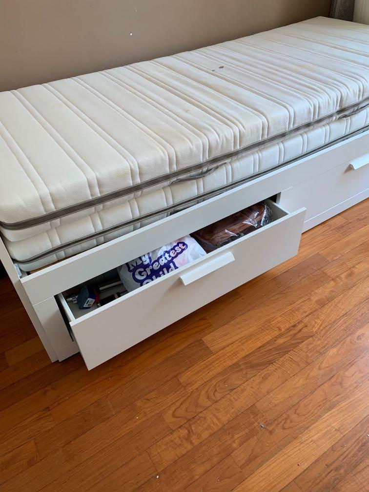 IKEA Day bed Pullput from Single to Double, Furniture & Home Living, Furniture, Bed Frames