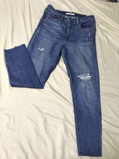 (Category: ) located in . Submitted by pautassium (Listing ID 1120552946, Image 1). Description: .
