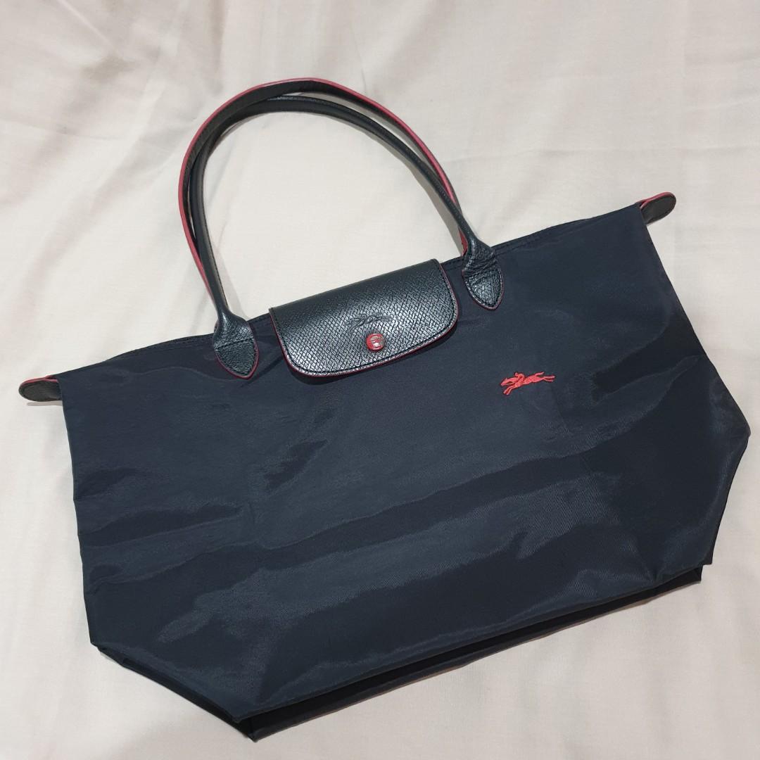 longchamp black handbag