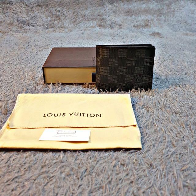 Dompet lv pria, Fesyen Pria, Tas & Dompet , Dompet di Carousell