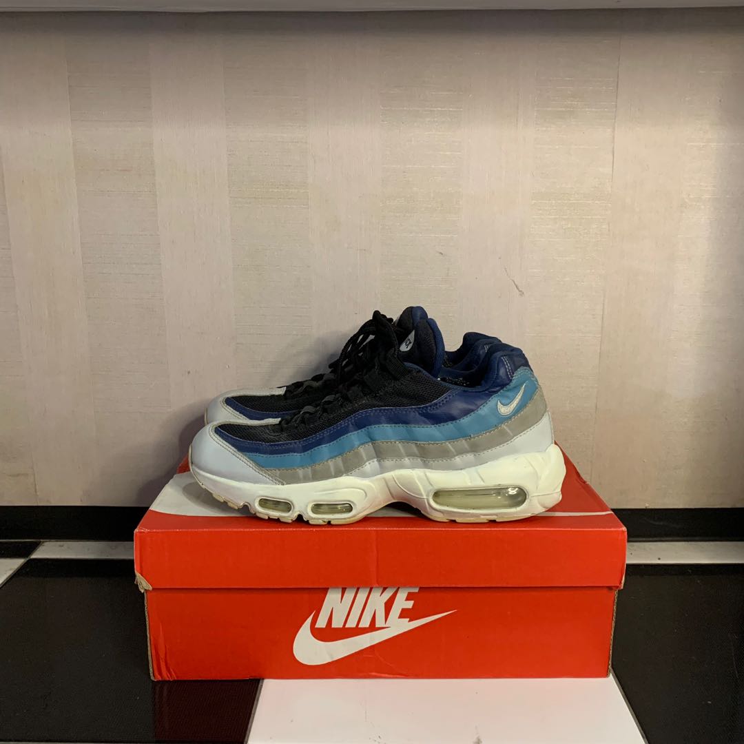 Nike airmax 95 reverse stash Fesyen Pria Sepatu Sneakers di