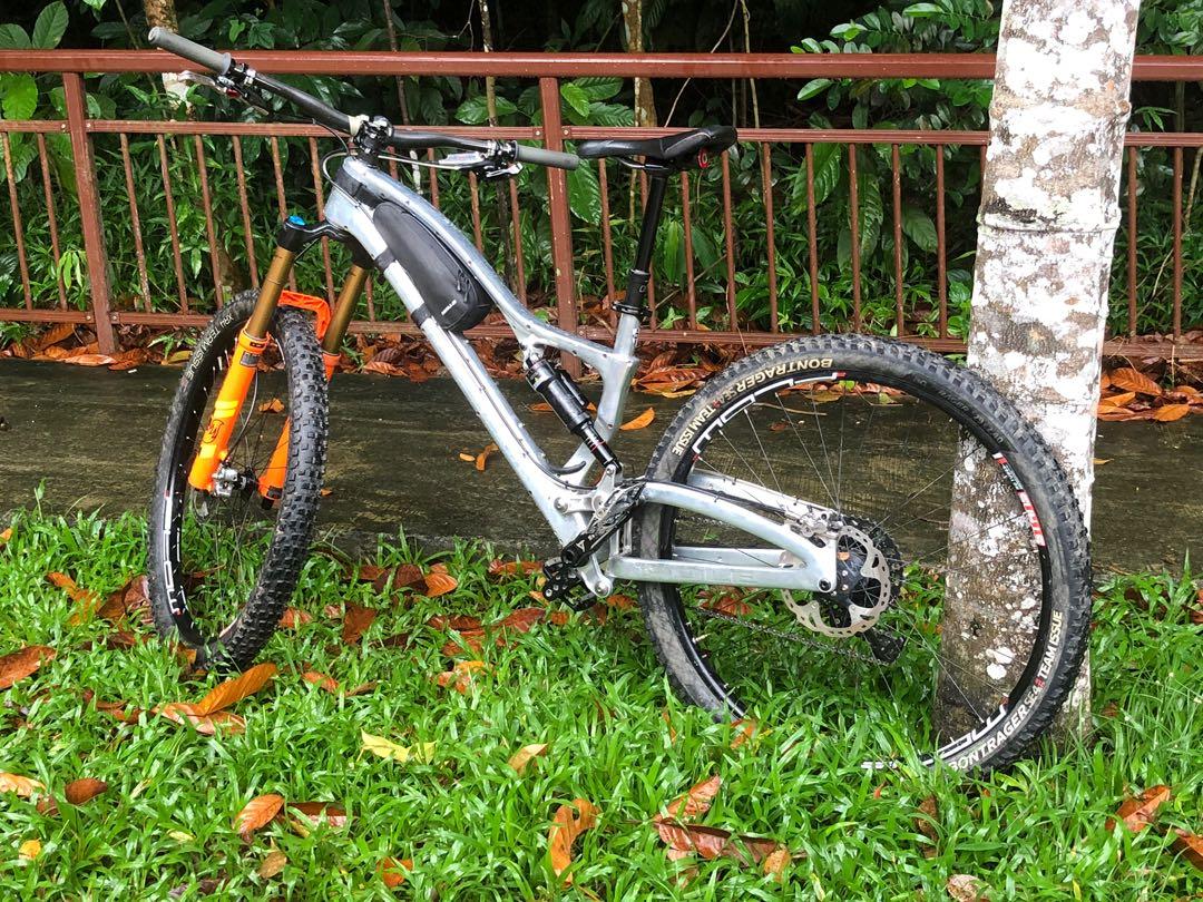 Pole Machine Super Enduro MTB