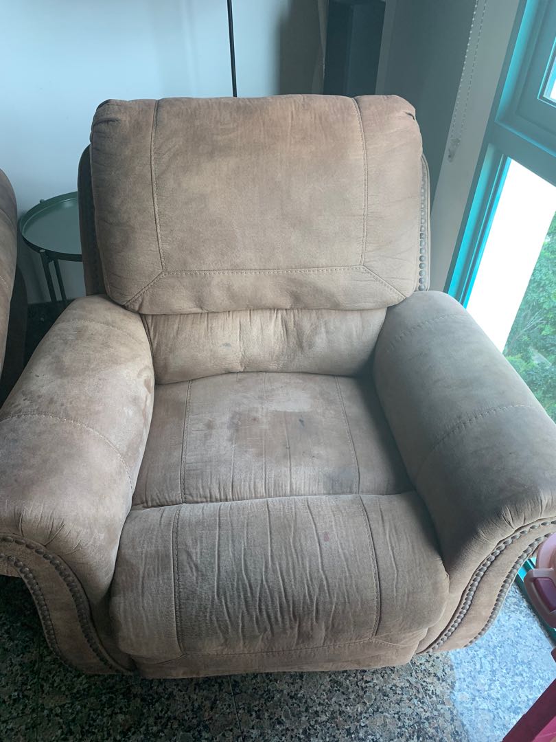Recliner, Furniture & Home Living, Furniture, Chairs on Carousell