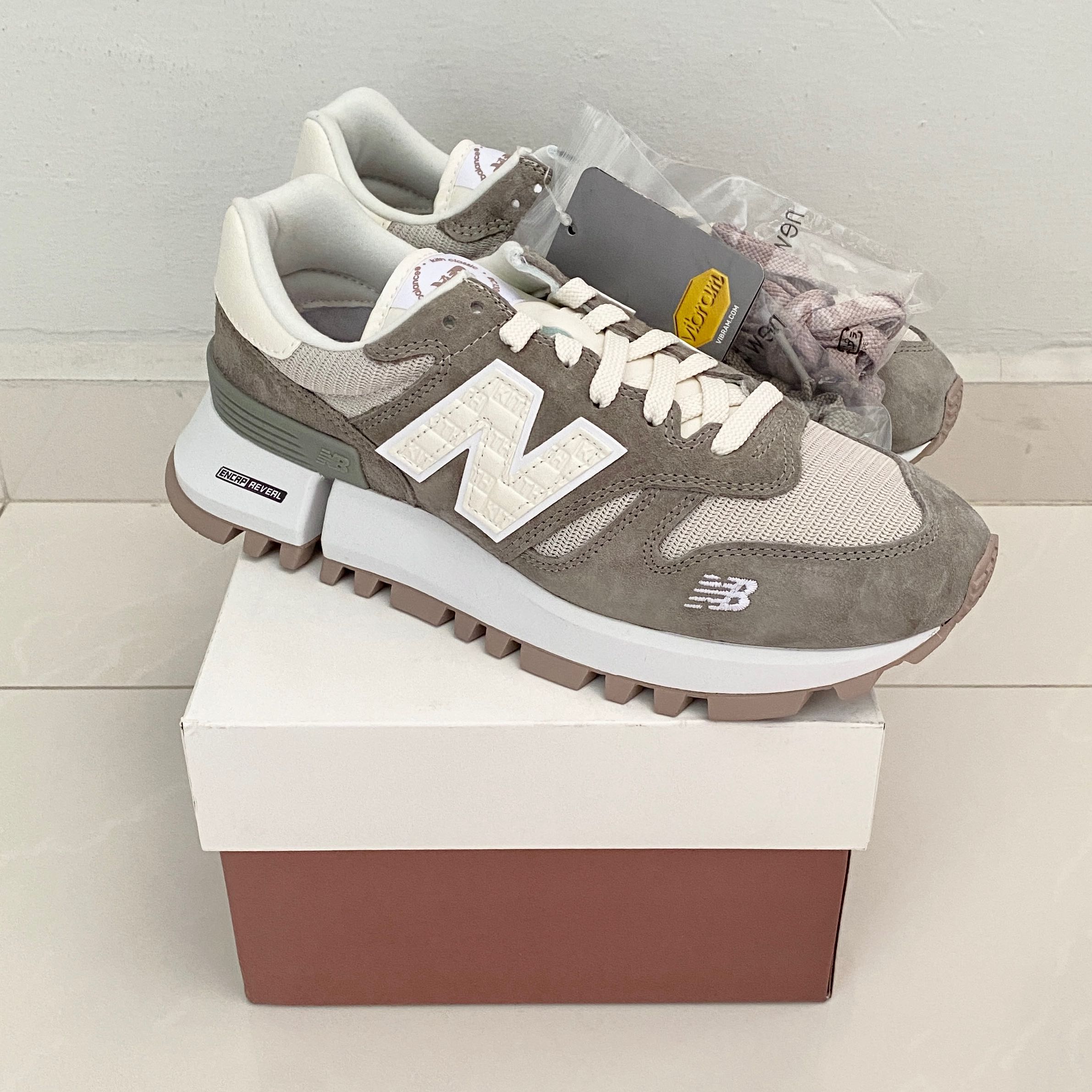 new balance rc1300 elephant skin