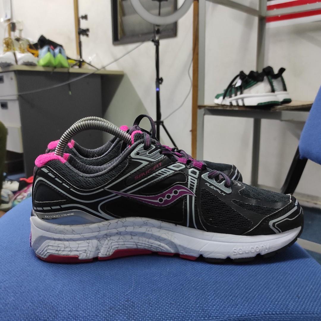 Saucony omni deals 15 silver