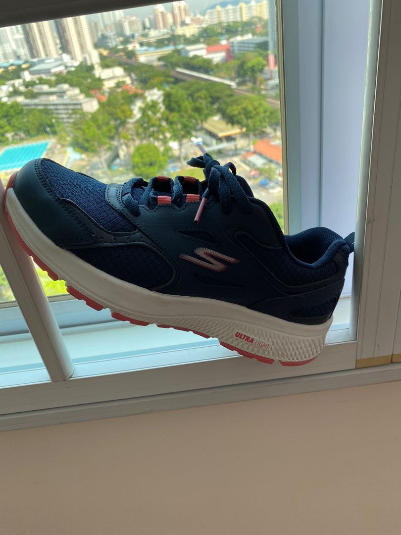 Run Consistent running Shoes 