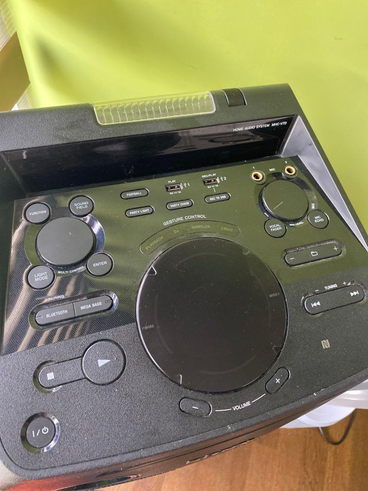Sony Home Audio System MHCV7D, TV & Home Appliances, TV