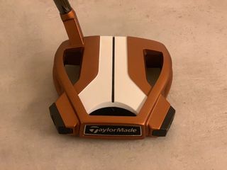 （分類：）位於 。 由 jpellowe 提交（商品編號 1120518862，圖片 1）。簡介： 。