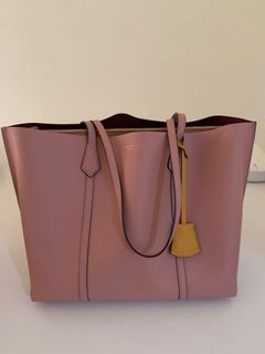 (Category: ) located in . Submitted by Haaapishopping (Listing ID 1120458908, Image 1). Description: .