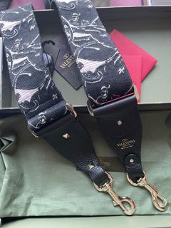 (Category: ) located in . Submitted by bag.time.stories (Listing ID 1120459756, Image 1). Description: .