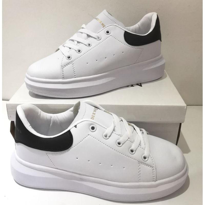 Very nice rubber shoes