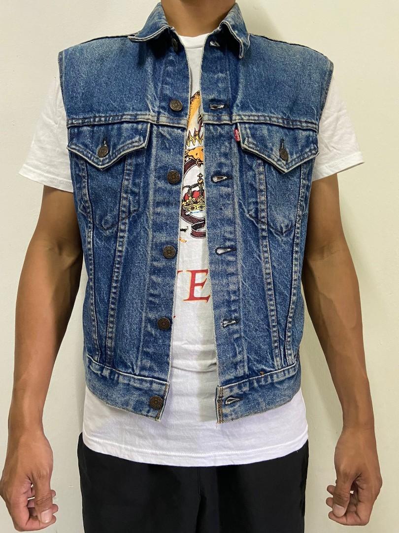 Vintage Levi's Denim Vest/ Jacket Button 527, Men's Fashion, Coats, Jackets  and Outerwear on Carousell