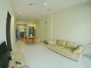 (Category: ) located in . Submitted by ciknani89 (Listing ID 1120604362, Image 1). Description: .