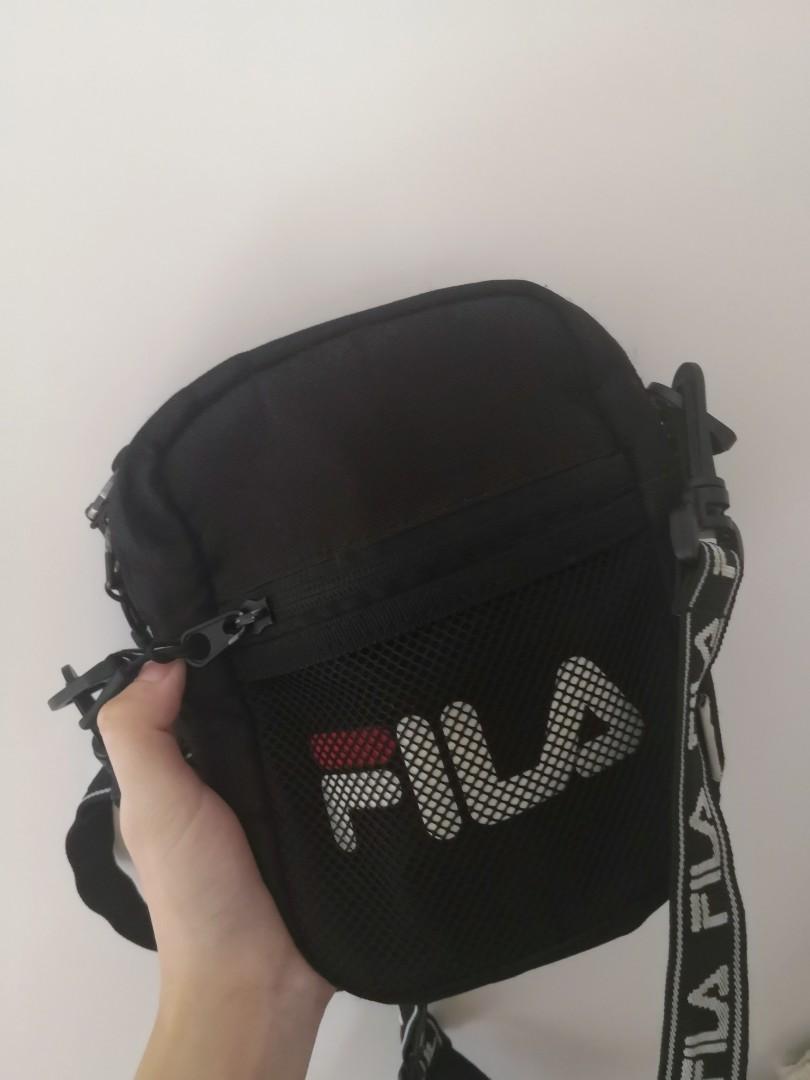 Fila ss18 hotsell sling bag