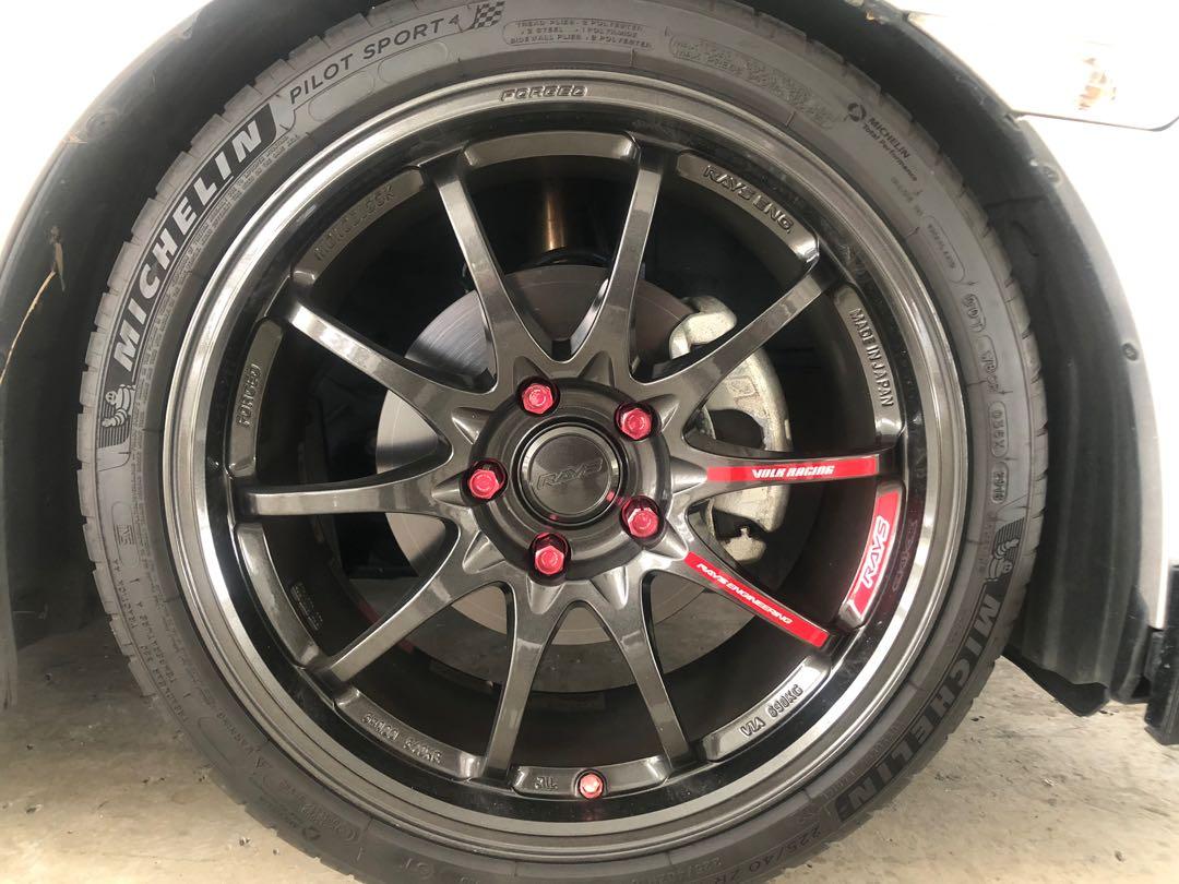 18 Rays Eng Volk Racing CE28 club Racer 2 Black Edition Car
