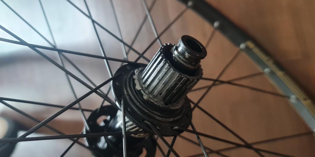 27.5 non boost rear wheel clearance