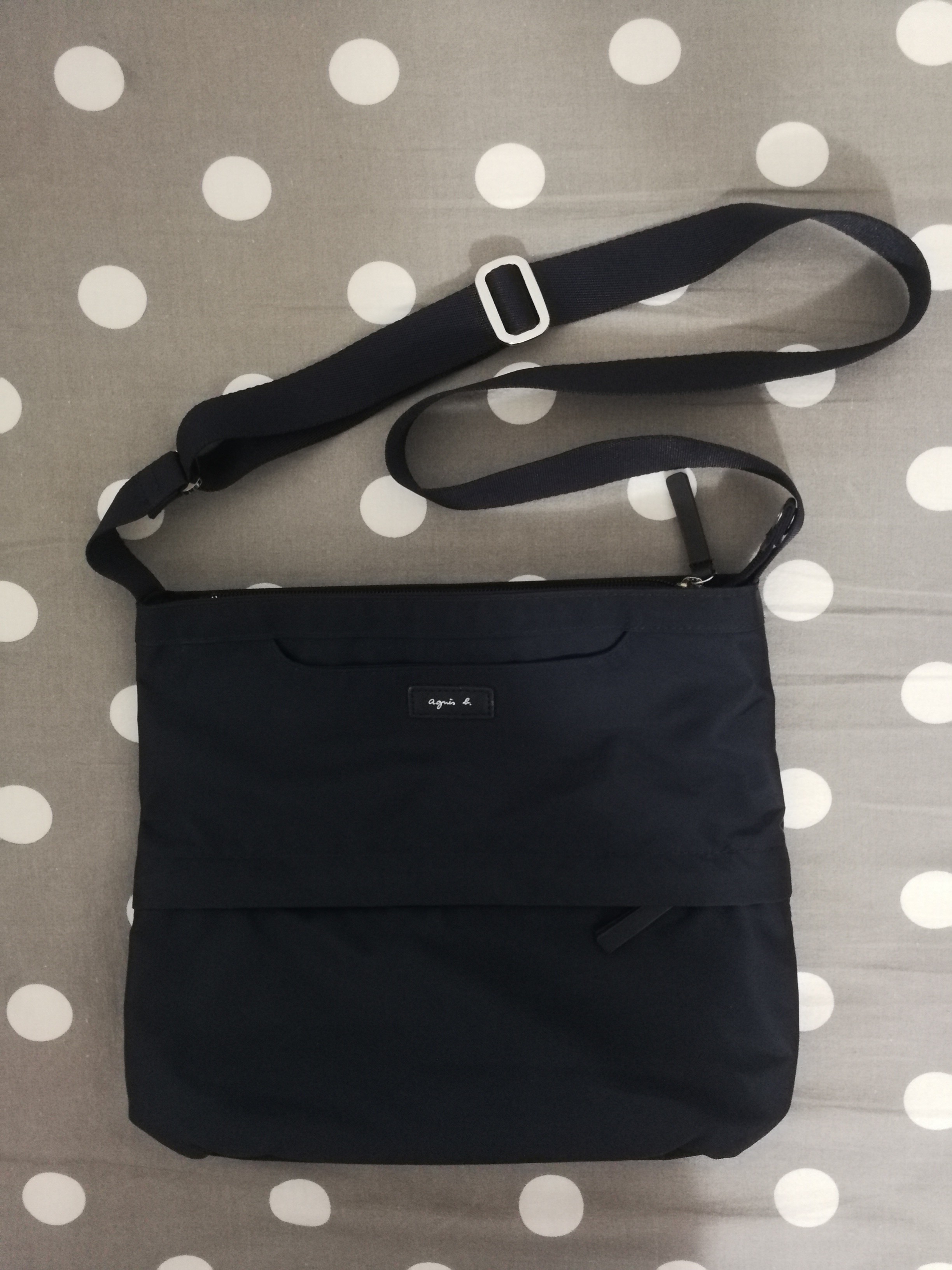 Agnes b sling bag outlet
