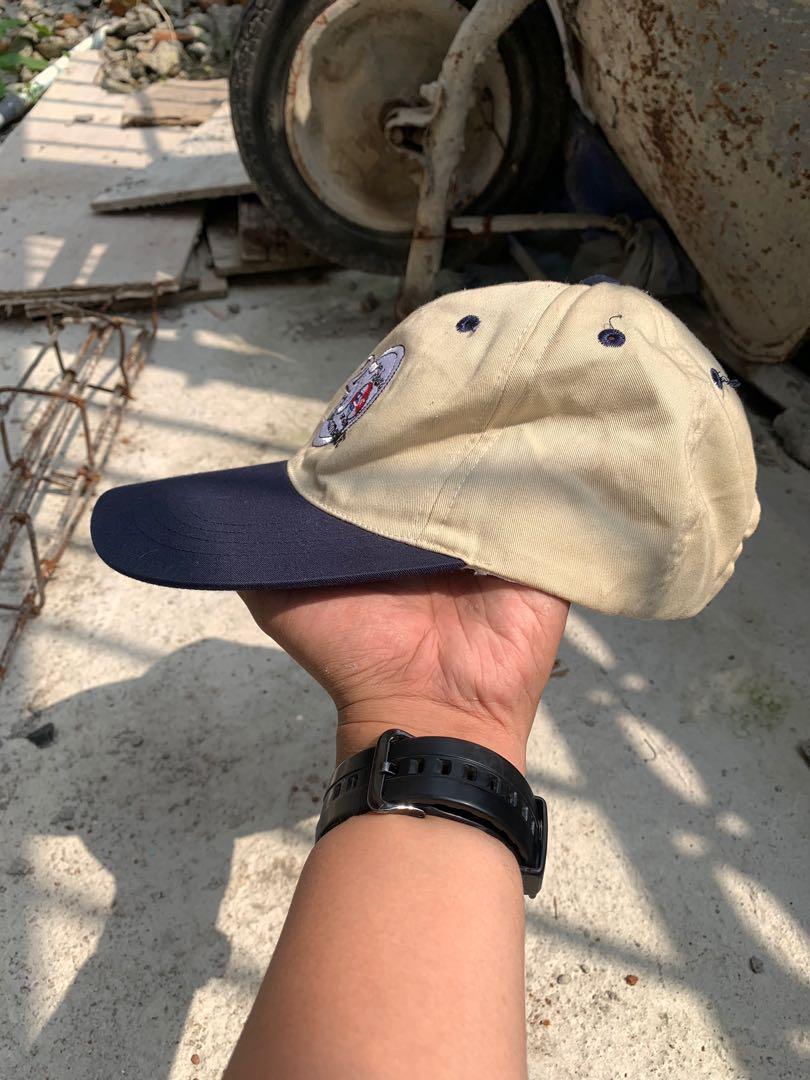 Cap Kfc Vintage 2004 Fesyen Pria Aksesoris Topi Di Carousell