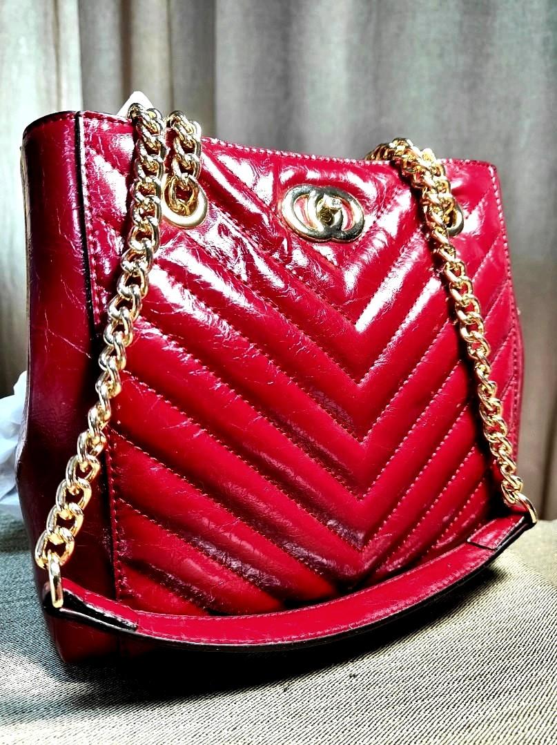 Chevron top quilted bag
