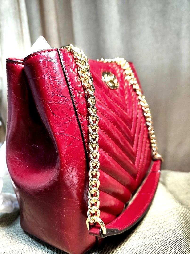 Chevron Quilted Mulberry Maroon Oil Waxed Distressed Genuine Leather Shoulder Crossbody Sling Chain Bag