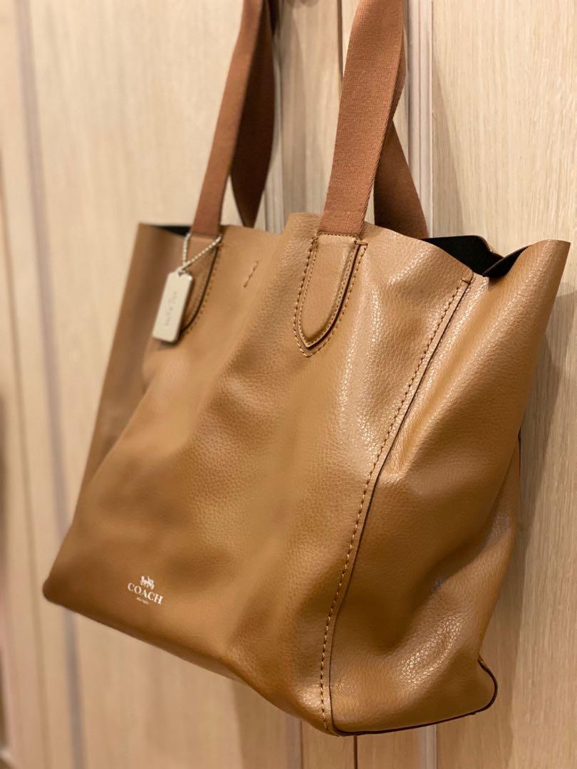 COACH LARGE DERBY TOTE IN PEBBLE LEATHER Women s Fashion Bags