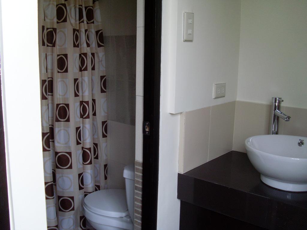 Condo Units For Rent in Timog Cor. Tomas Morato, Property, Rentals ...