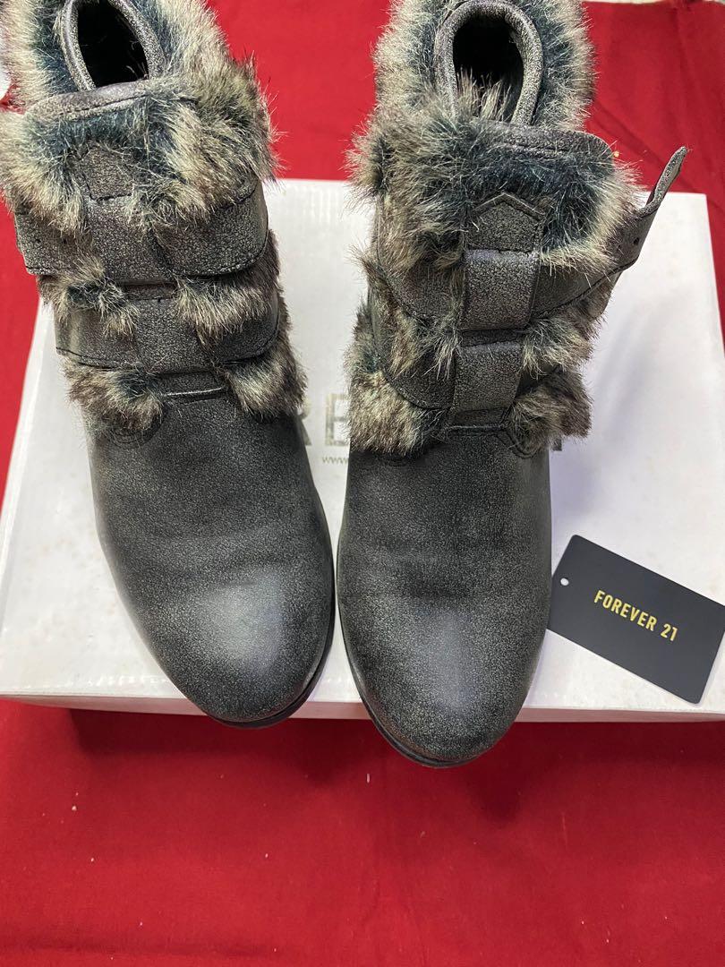 Forever 21 Faux Fur Boots Women s Fashion Footwear Boots on Carousell