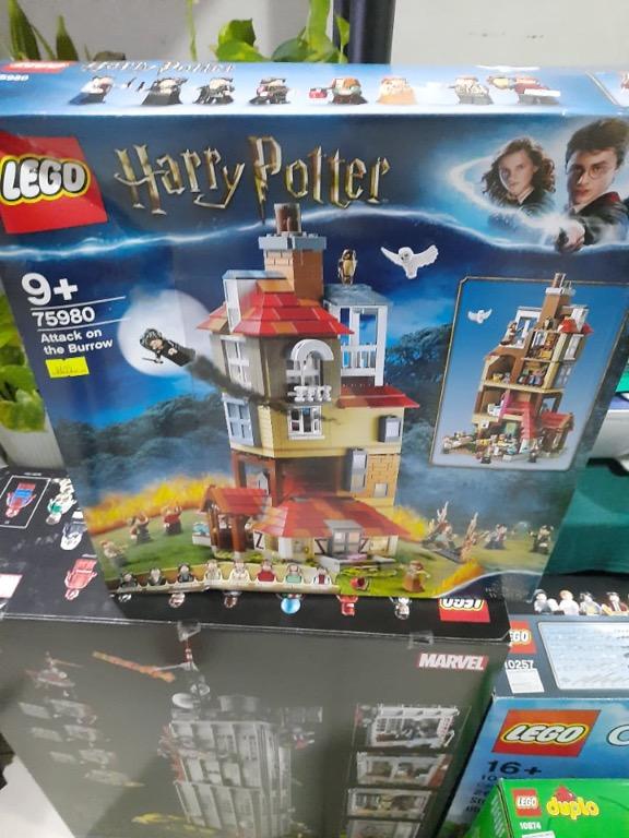 LEGO Harry Potter Attack on the Burrow 75980 Building Toy Set