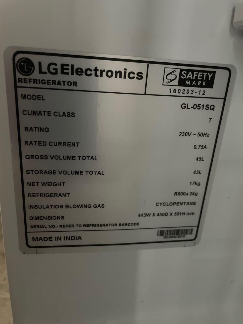 LG GL051SQ 45L mini bar fridge, TV & Home Appliances, Kitchen