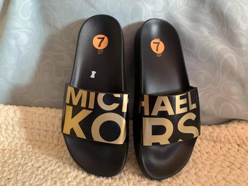 Michael Kors Gilmore Slide Black & Gold size 7 new arrival fr USA🇺🇸,  Women's Fashion, Footwear, Flats & Sandals on Carousell