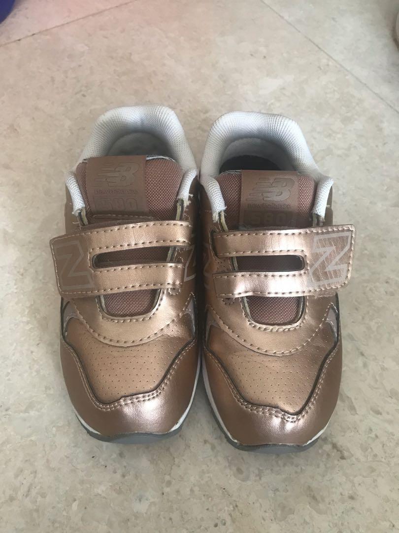 Girls new balance trainers discount