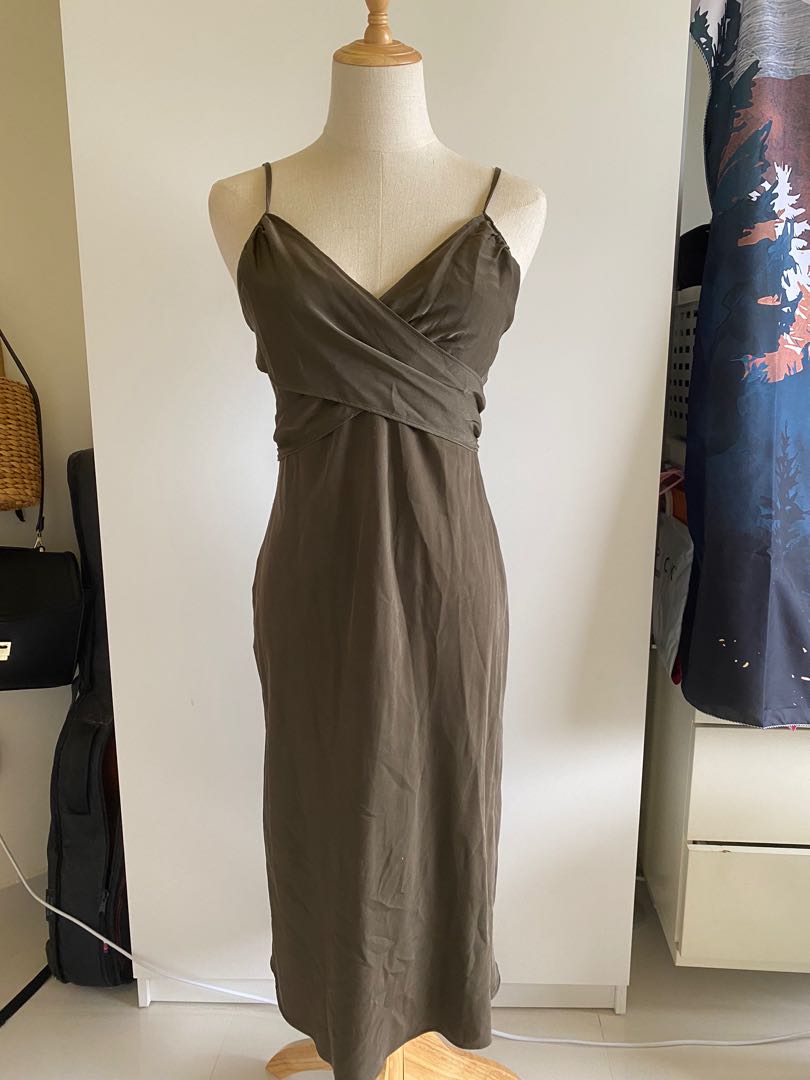 Oysho Zara Olive Green Midi Dress, Women's Fashion, Dresses & Sets ...