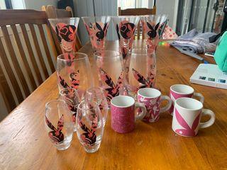 Play boys cups