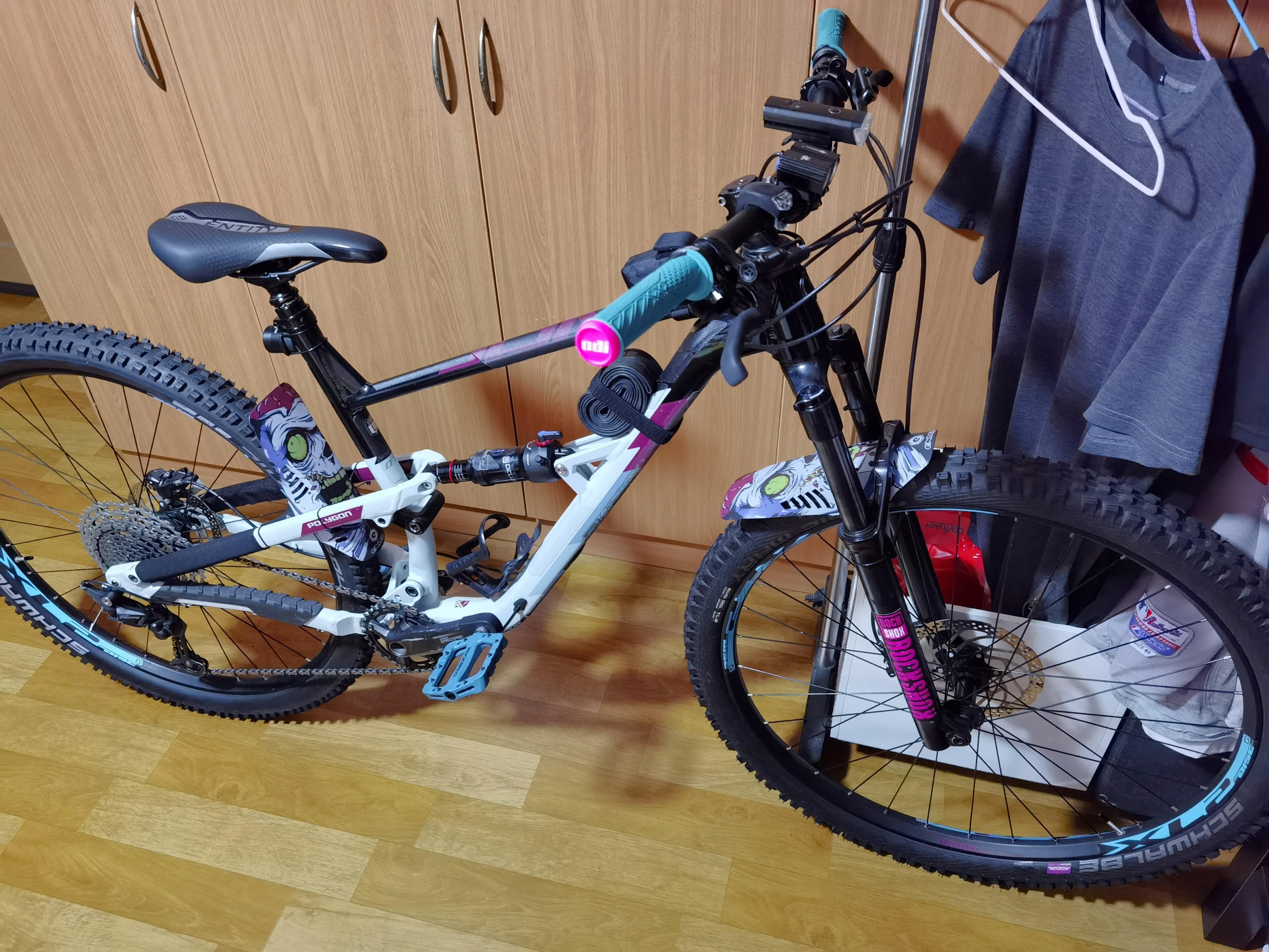 Polygon outlet fullsus 2020