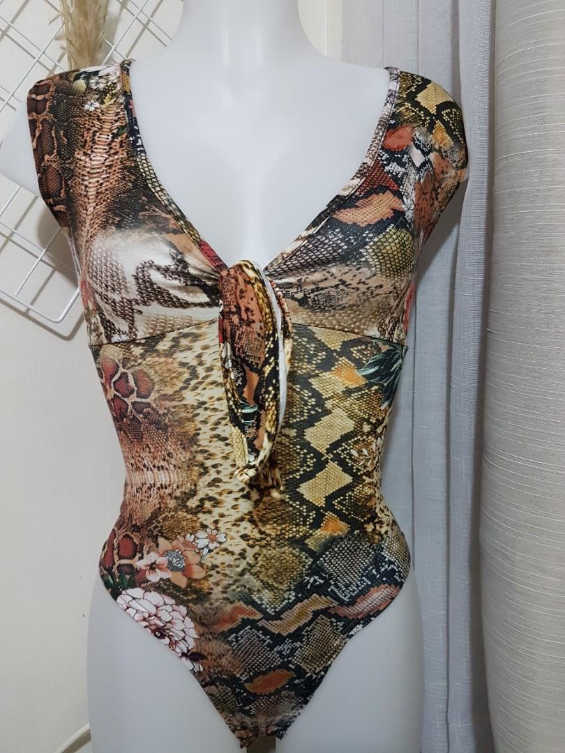 Select bodysuit store