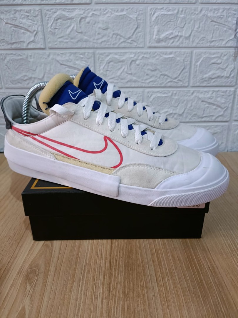 nike drop type sneakers