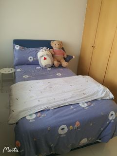 (Category: ) located in . Submitted by Celeste81 (Listing ID 1117126880, Image 1). Description: .