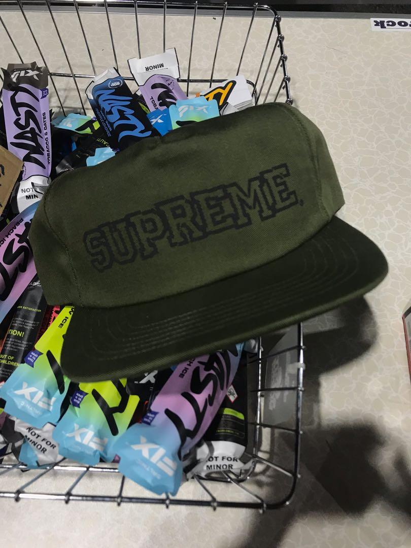 SUPREME SHATTERED LOGO 5 PANEL, Men's Fashion, Watches