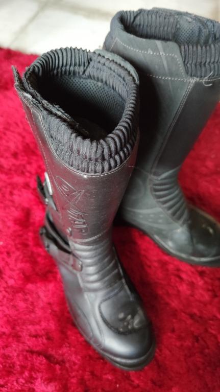 Oxtar motorcycle boots Men s Fashion Footwear Boots on Carousell