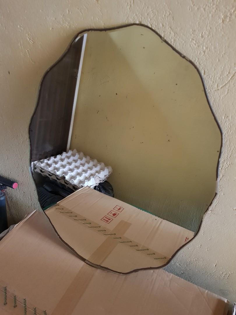 USED WALL MIRROR, Furniture & Home Living, Home Decor, Mirrors on Carousell