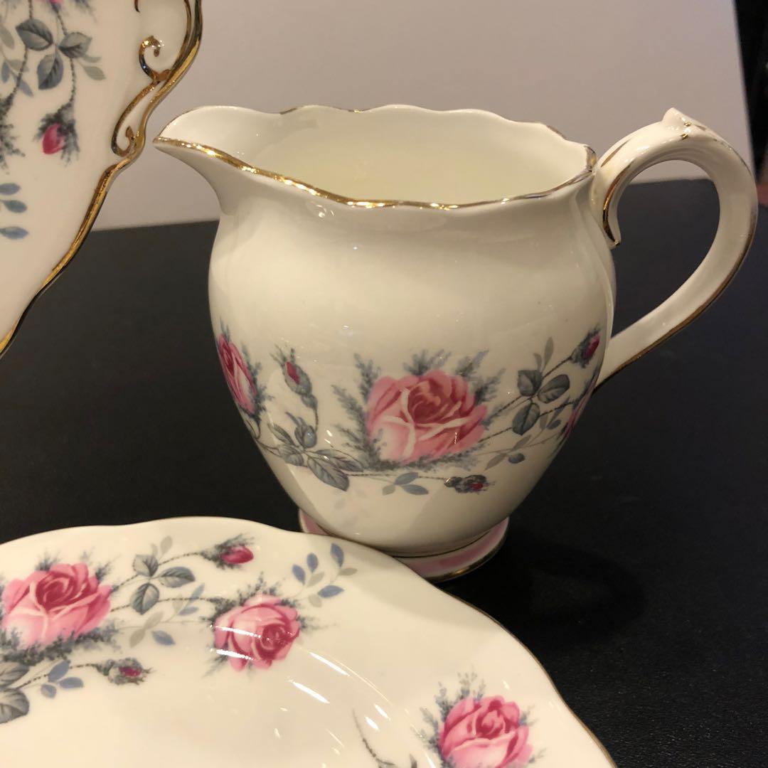 Vintage Roslyn pink and gray teaset for 2, Hobbies & Toys, Memorabilia