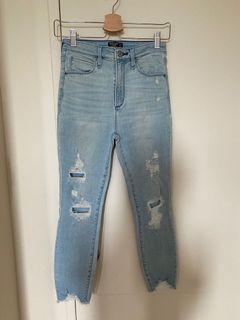 Women High Waisted Jeans size 26/2S