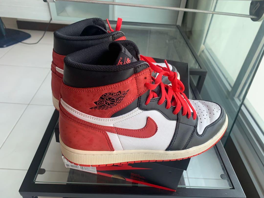 Track discount red aj1